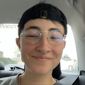 Meet your Posher, Max